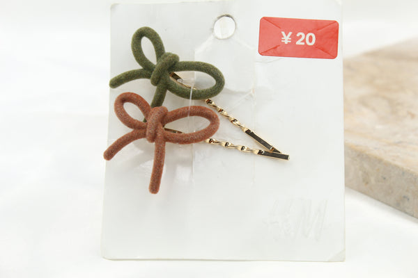 H & M  Hair Clips 2 Pieces