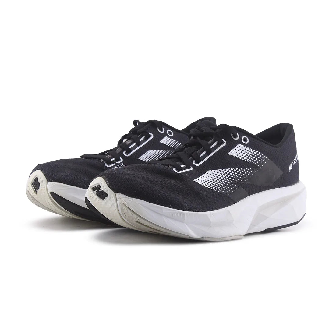 New Balance Wmns FuelCell Rebel v4