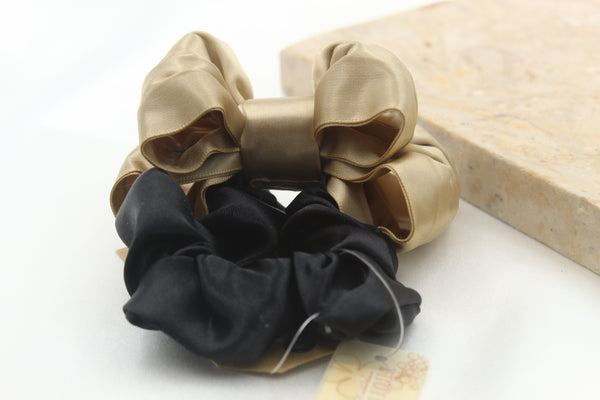 H & M Hair Scrunchie