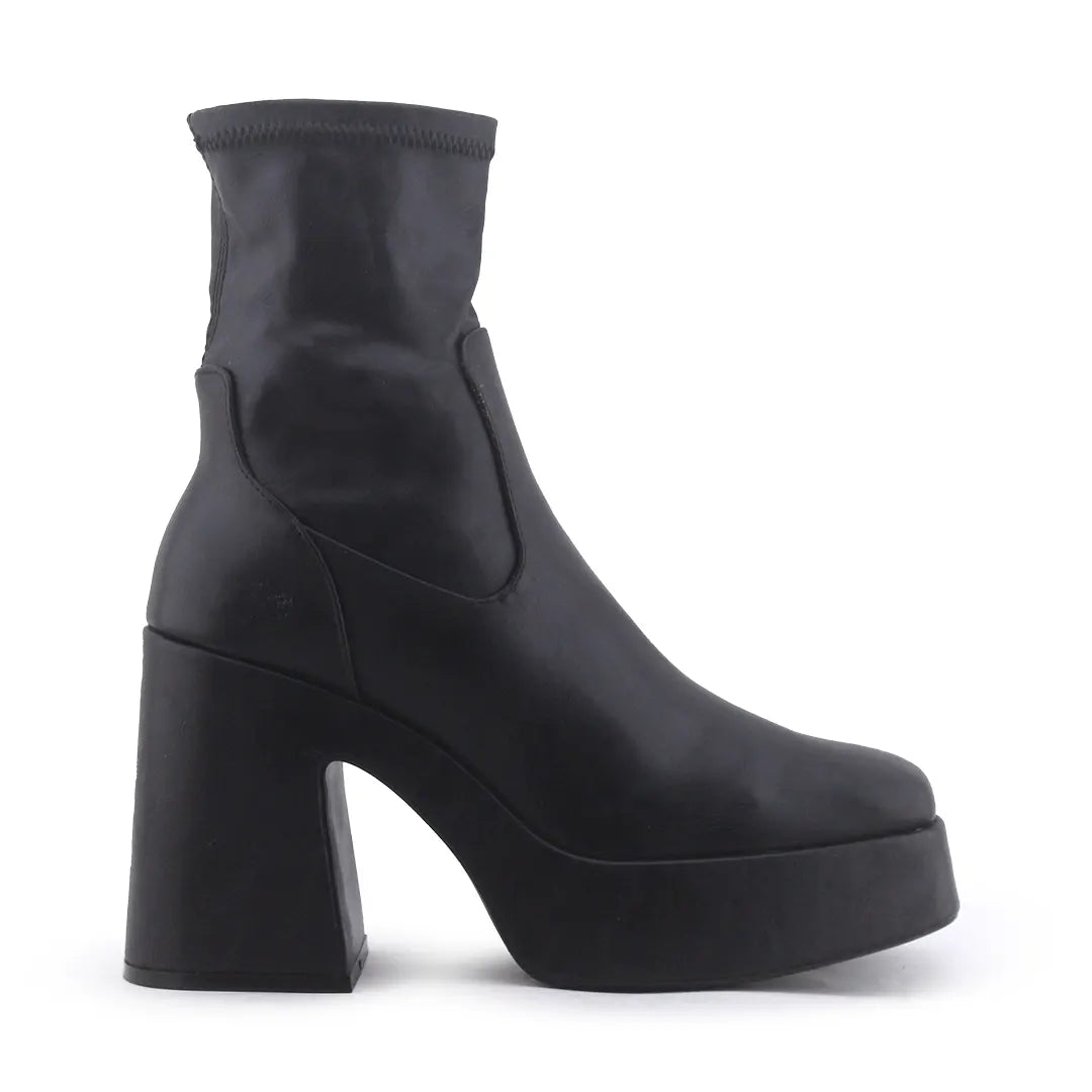 Pull & Bear | 100% Authentic Leather