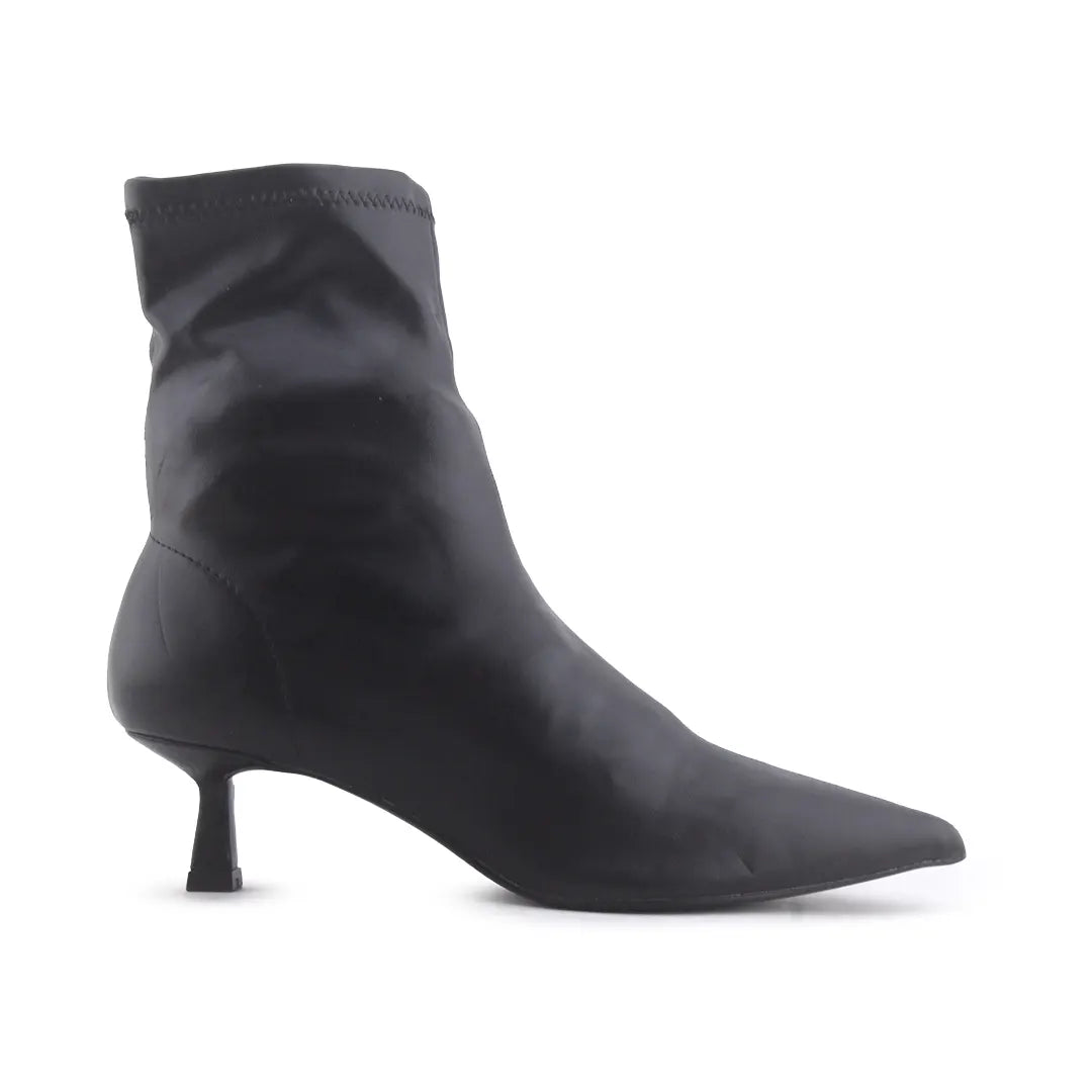Zara | 100% Authentic Leather