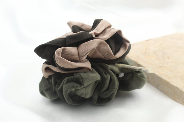 H & M Hair Scrunchies 2 Pieces