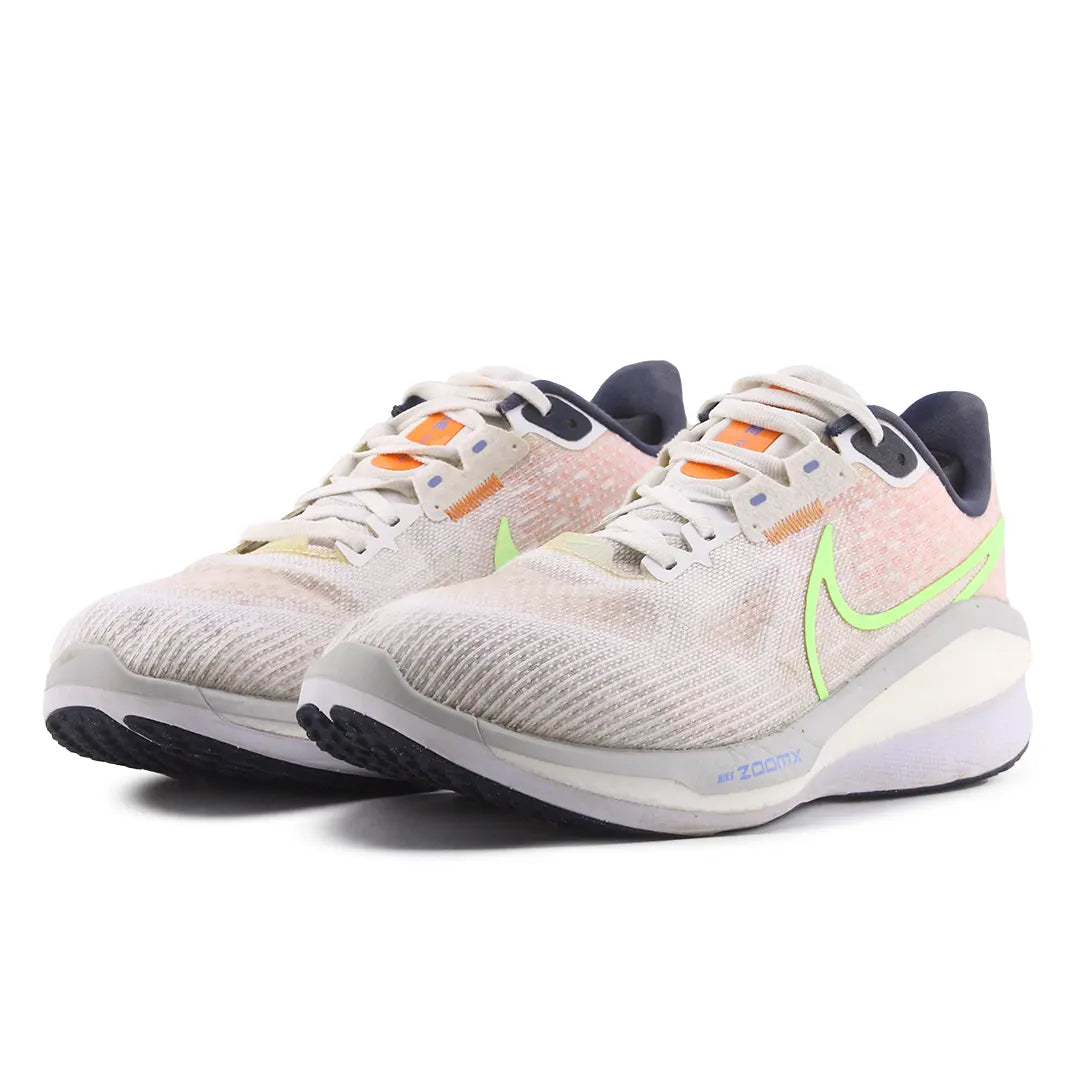 Nike Vomero 17