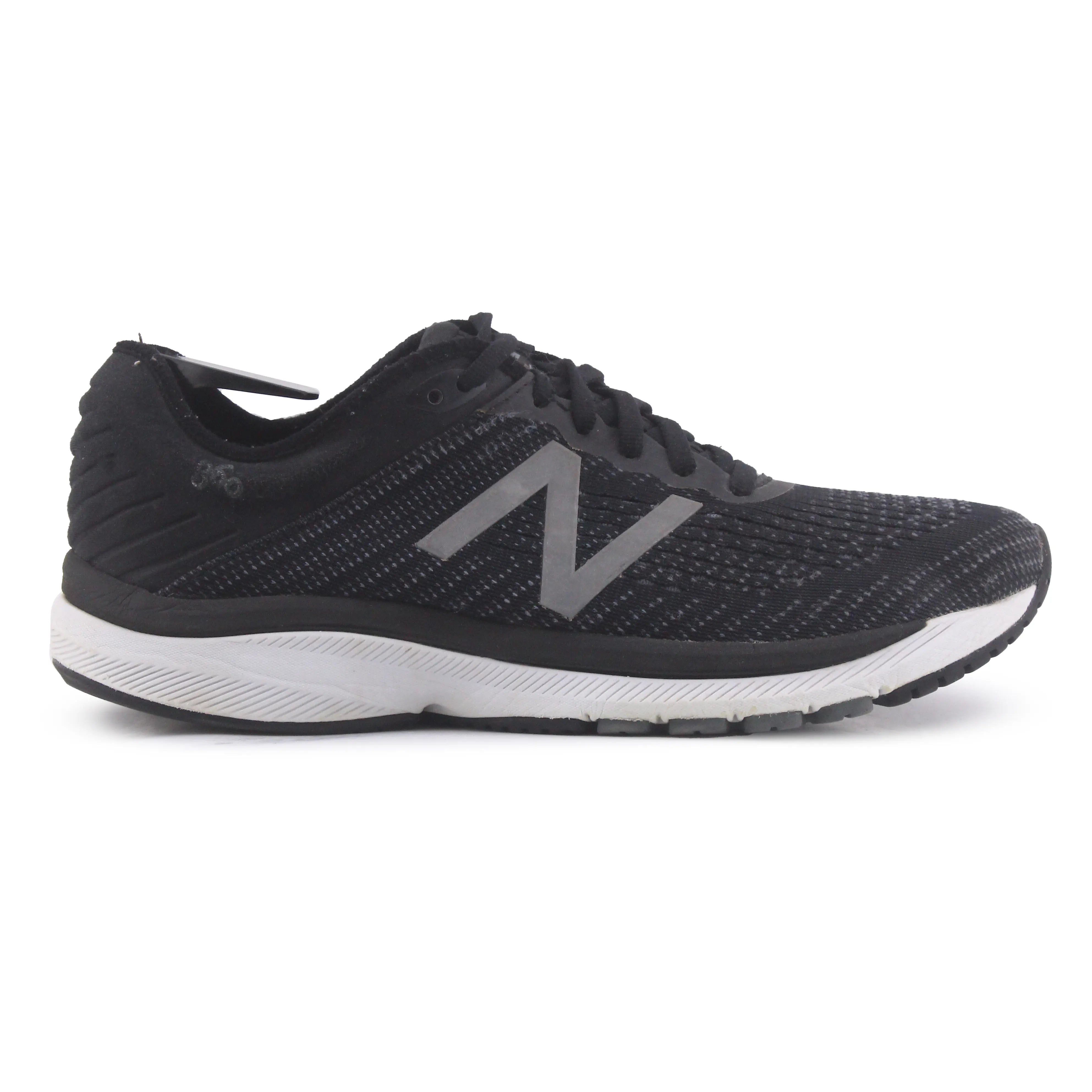 New Balance 860 V10