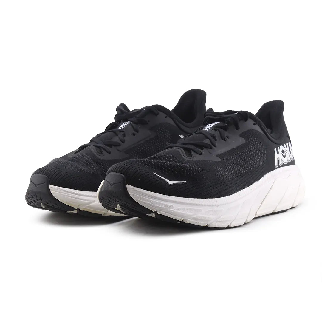 Hoka One One Arahi 7