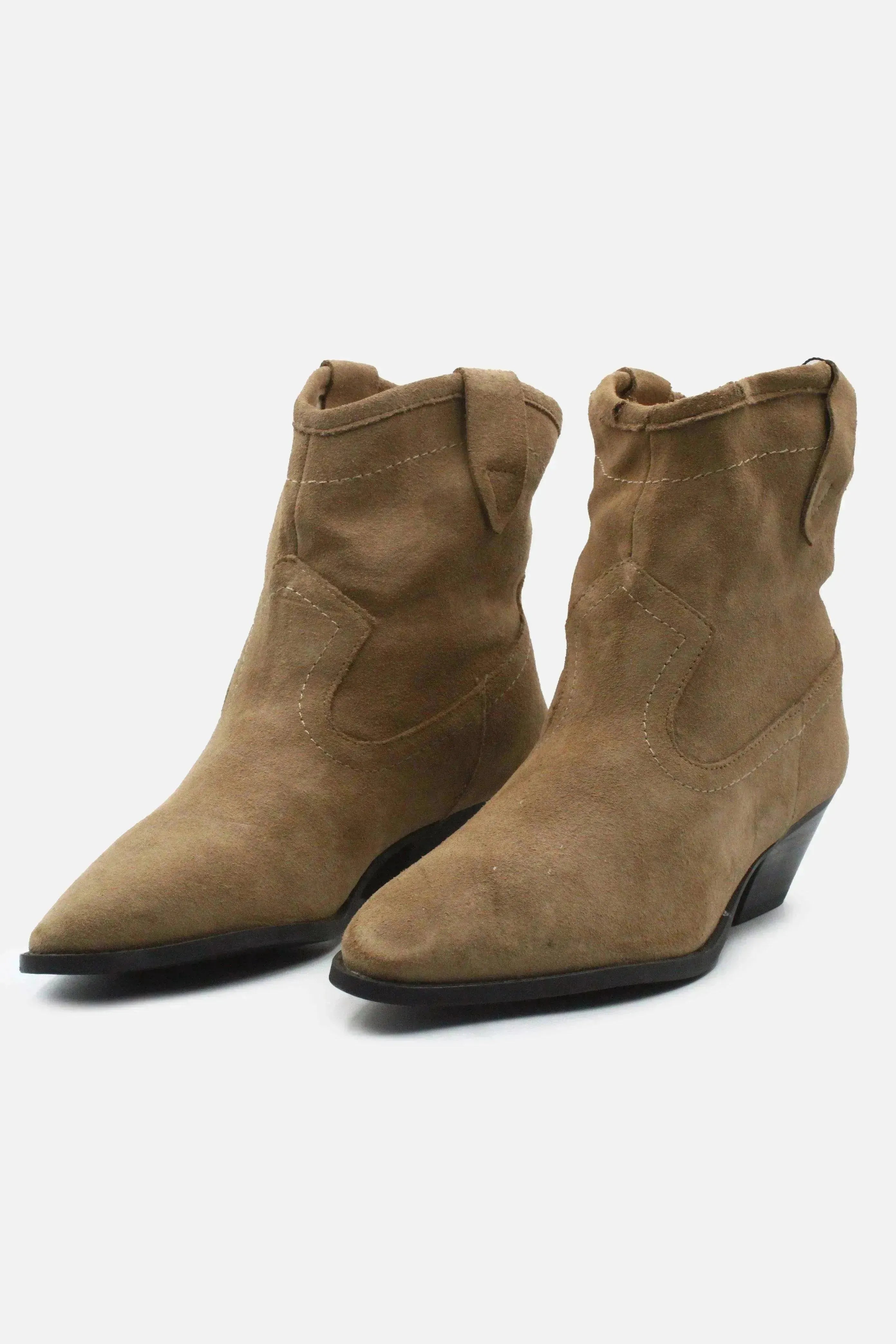 Pull & Bear Cowboy Boots | Suede - sundaybazar