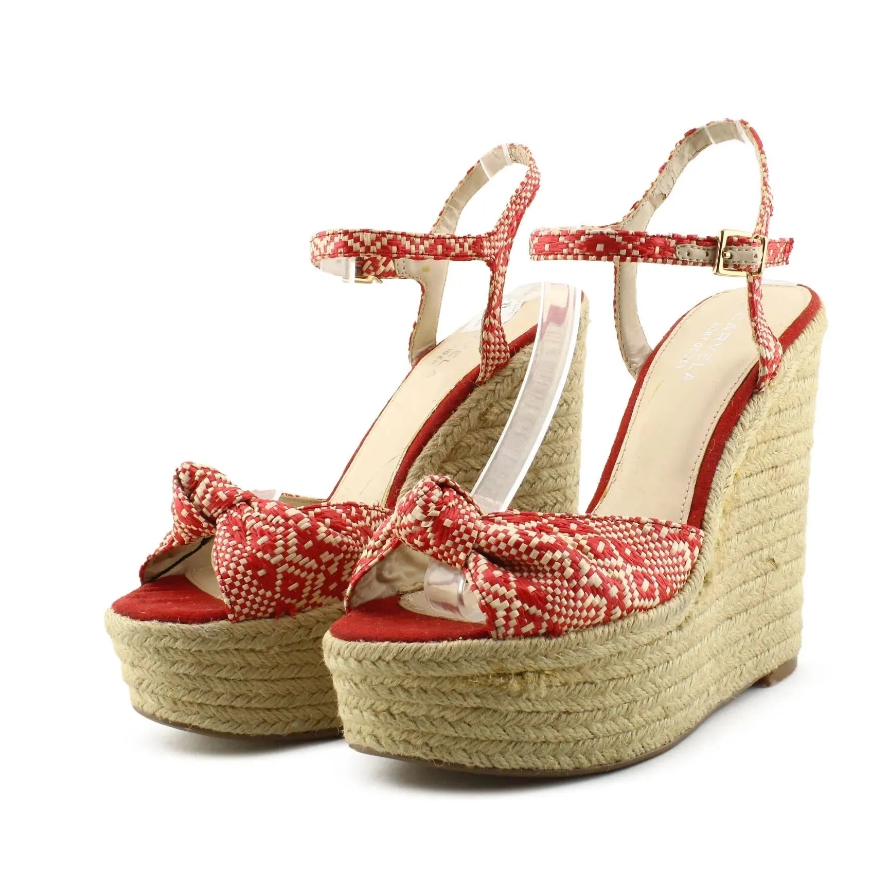 Carvela