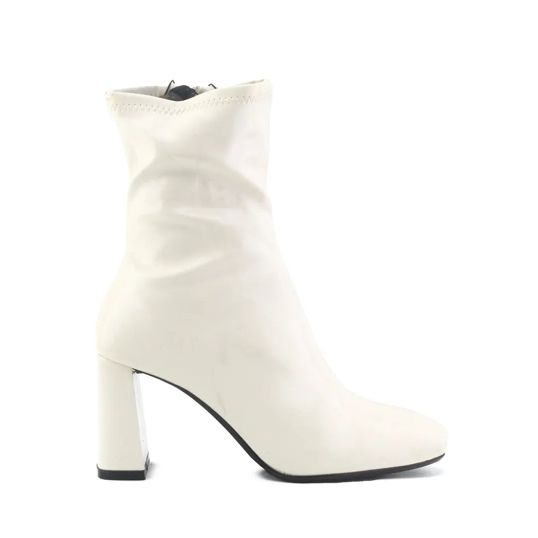 Bershka Zipper Patent Ankle Boot