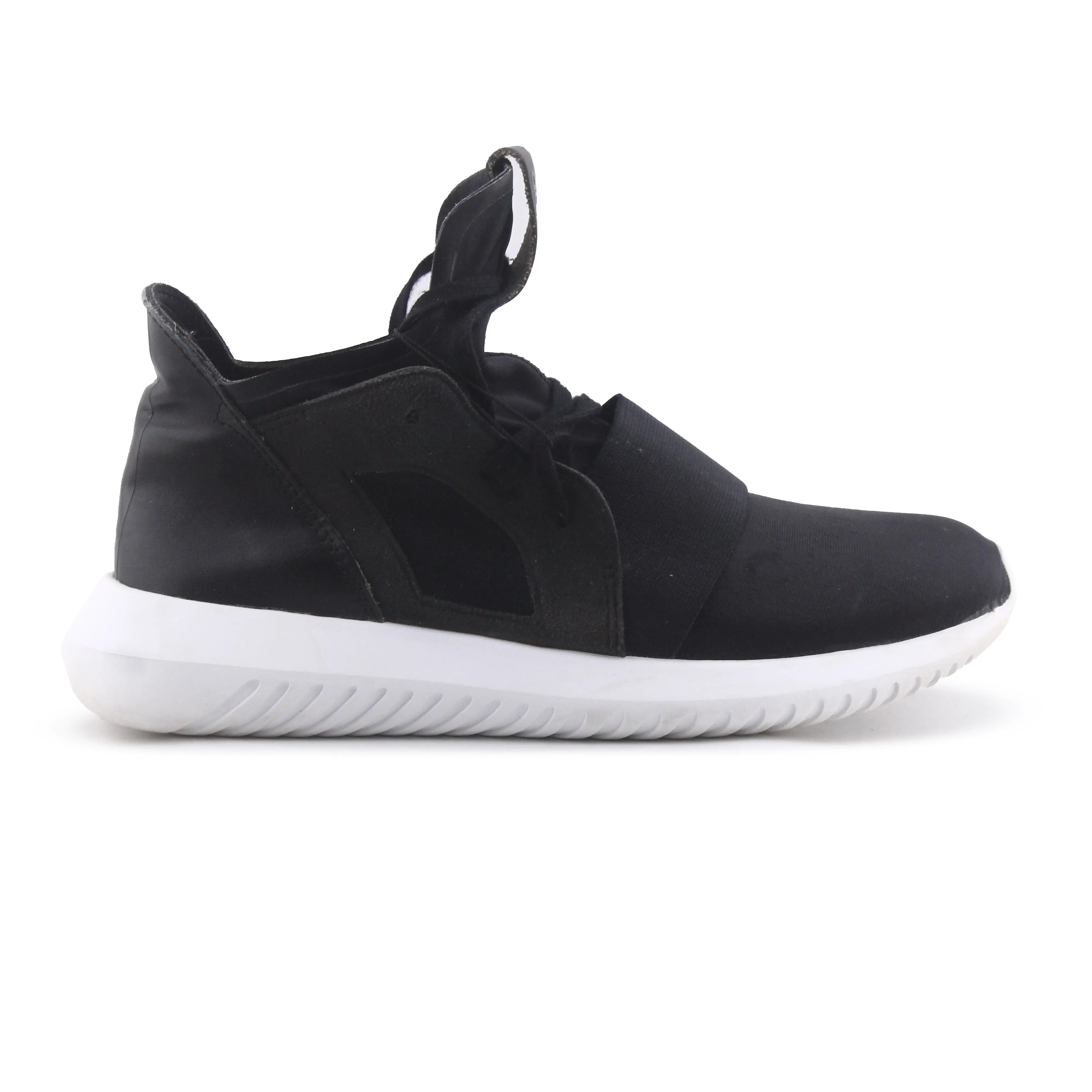 Nike Tubular Defiant